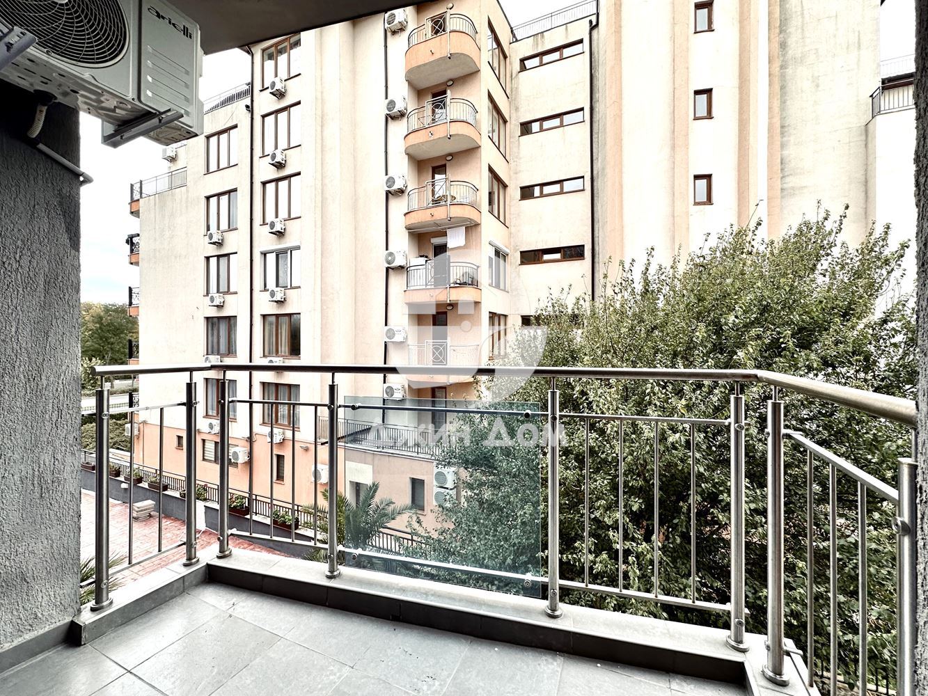 Тристаен апартамент в к-с „Какао Резиденс“, к.к. Слънчев бряг - 0