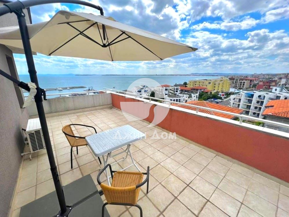 Тристаен апартамент с ПАНОРАМА МОРЕ в к-с Лазур 5, гр. Свети Влас - 0