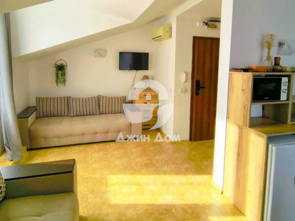 Просторен двустаен апартамент в к-с „Морски Фар“, гр. Свети Влас - 0