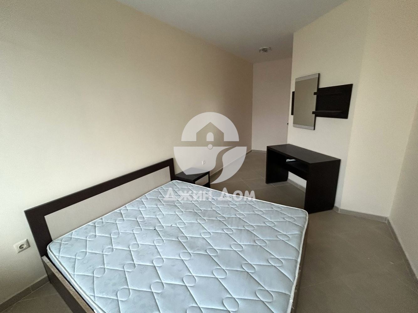 Двустаен апартамент в жилищна сграда БЕЗ ТАКСА, гр. Несебър - 0