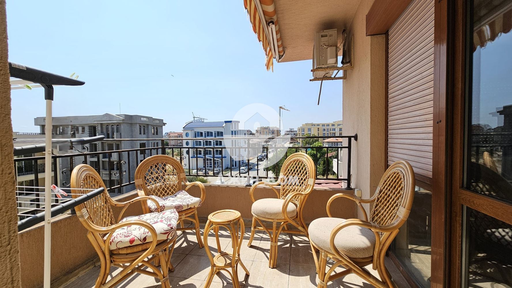 Тристаен апартамент в к-с „Елитония 3“, с. Равда - 0