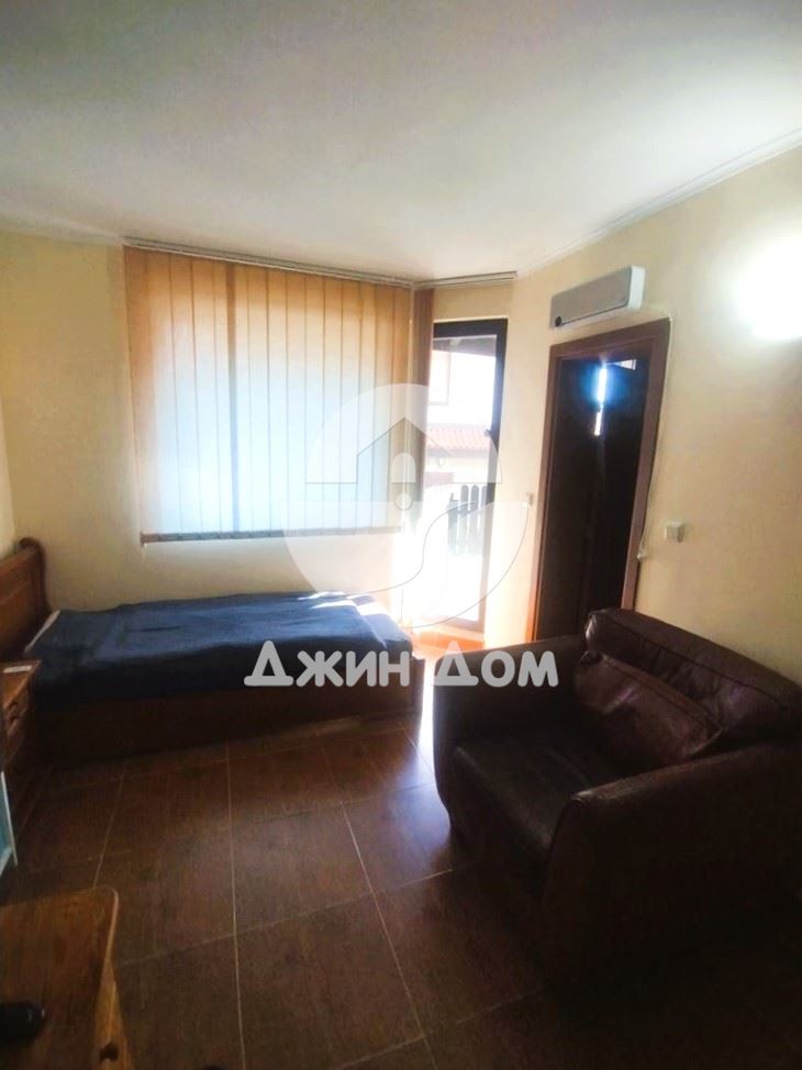 Просторен обзаведен етаж от къща в Бей Вю Вилас, с. Кошарица - 0