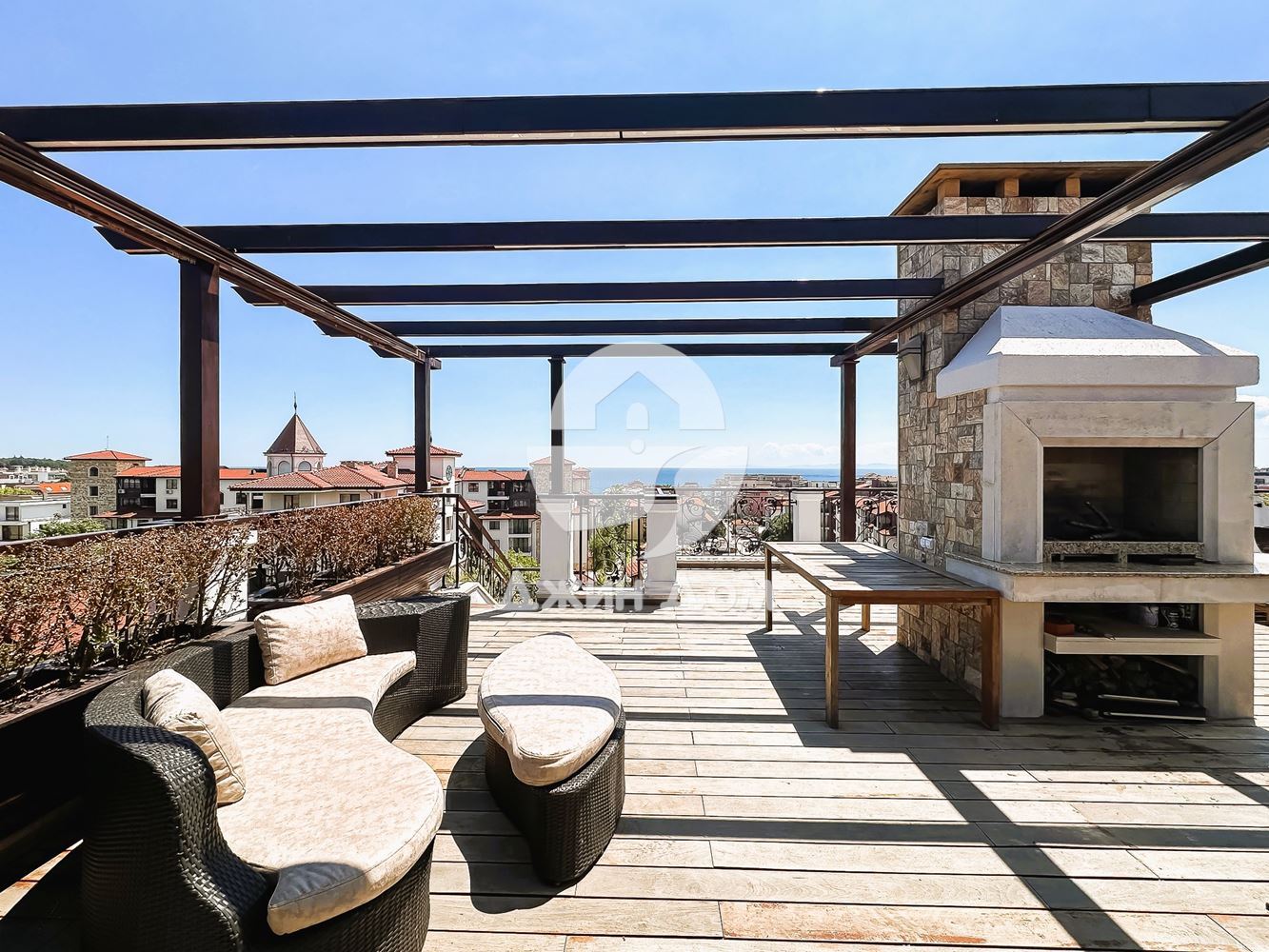 Многостаен триетажен пентхаус с ПАНОРАМА МОРЕ в к-с Естебан, Несебър - 0