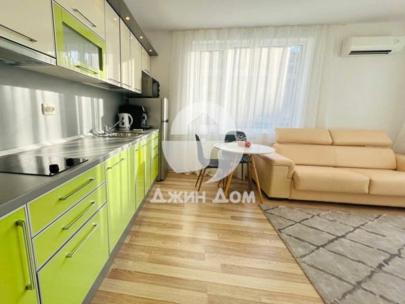 Просторен двустаен апартамент в к-с „Родина 2“, к.к. Свети Влас - 0