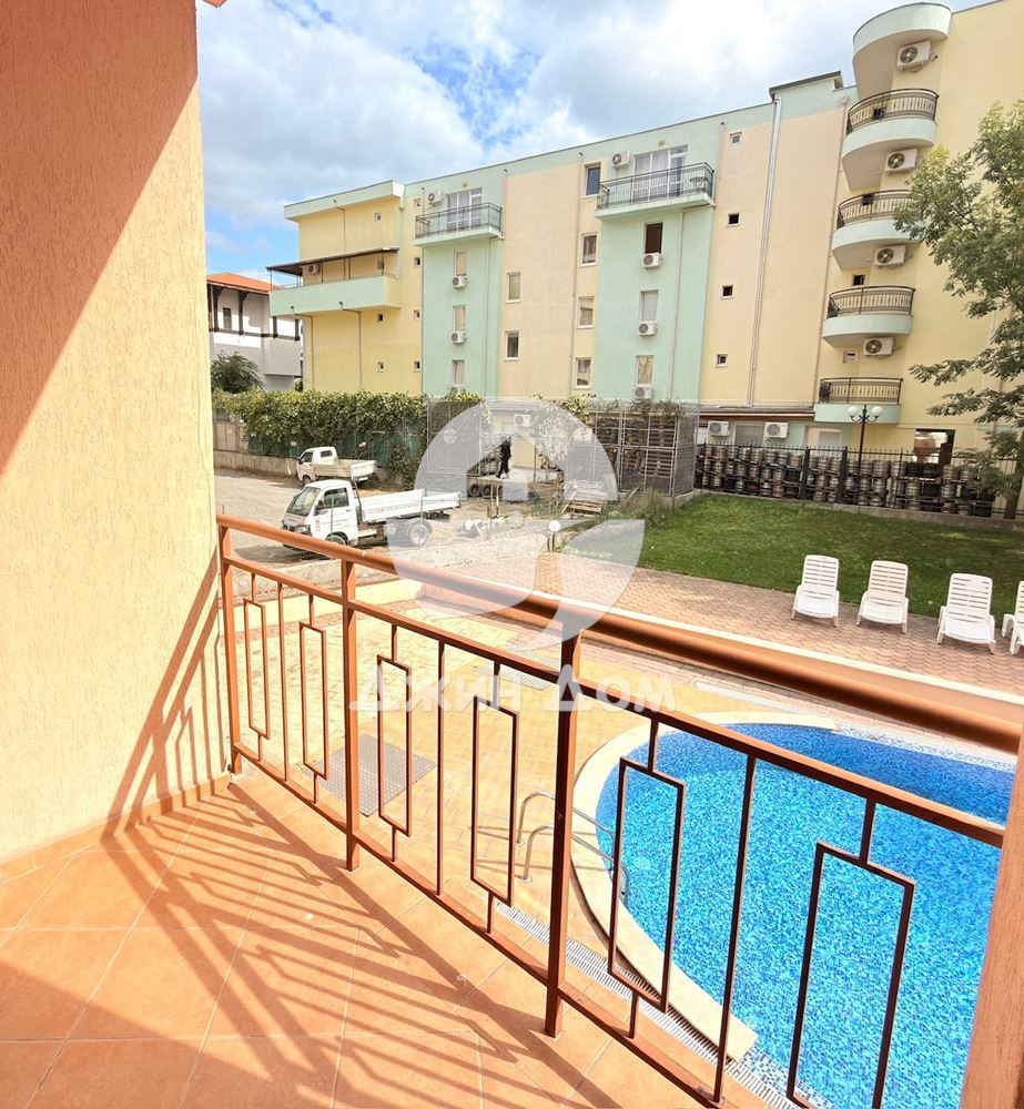 Обзаведен двустаен апартамент в к-с Съни Сий Палас, к.к. Слънчев бряг - 0