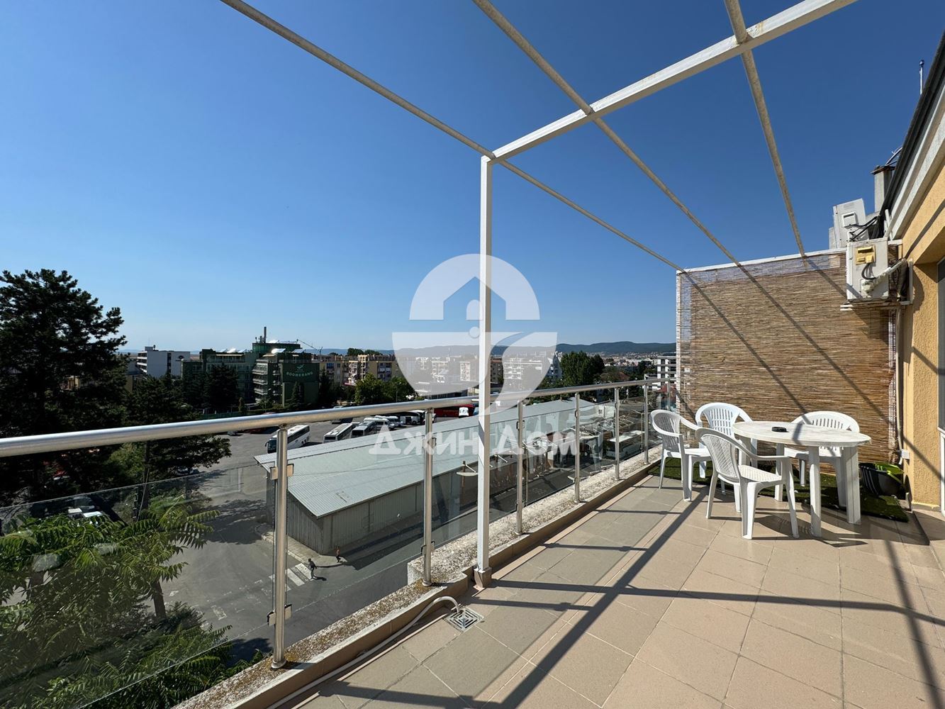 Просторен двустаен апартамент в к-с Флорес Парк, к.к. Слънчев бряг - 0