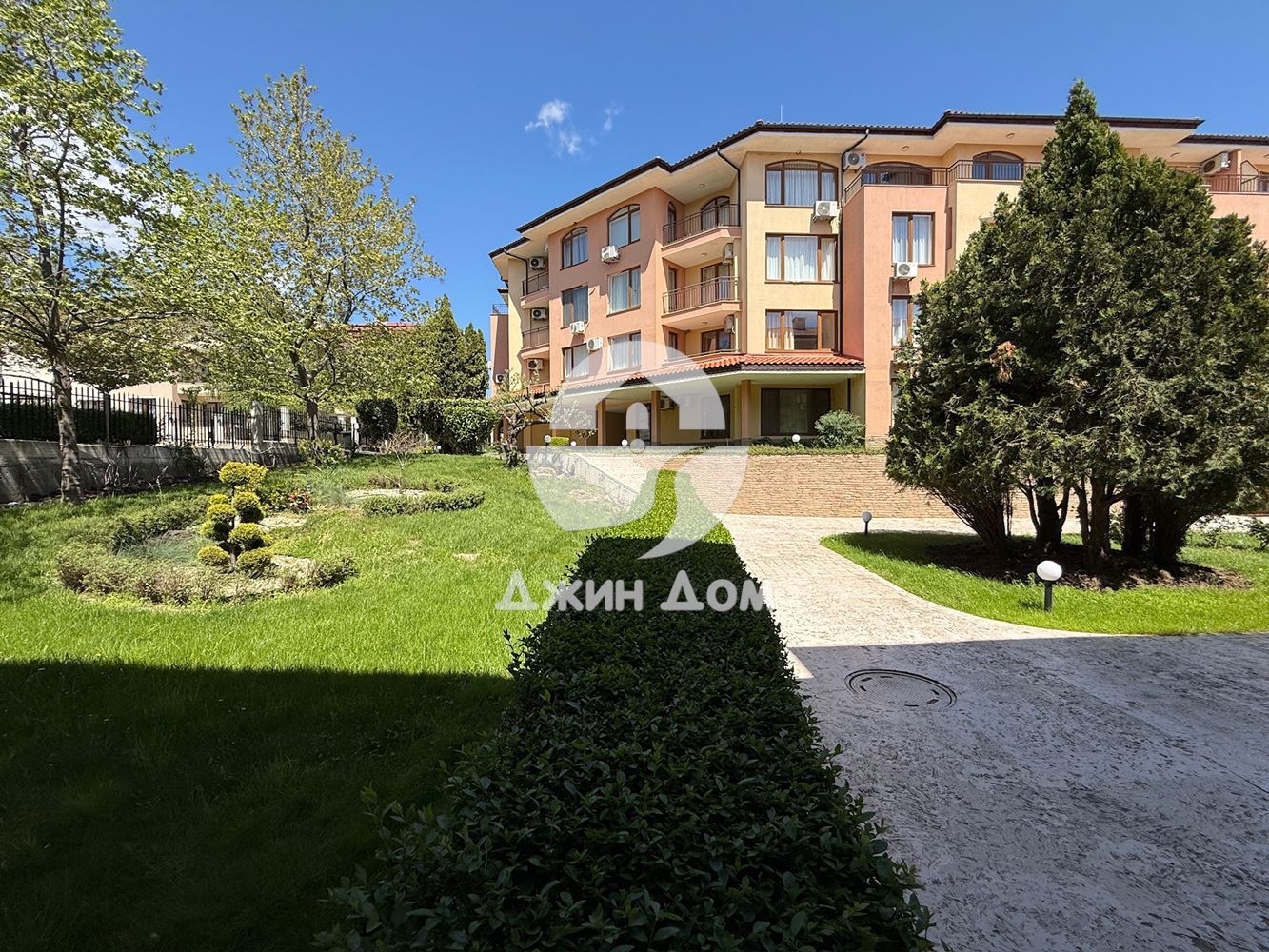 Тристаен апартамент в к-с „Панорама Дриймс“, гр. Свети Влас - 0