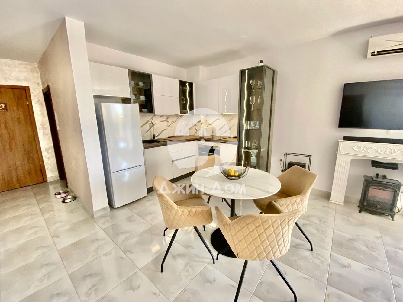 Тристаен апартамент с ГЛЕДКА МОРЕ в Сън Коуст Резорт, гр. Свети Влас - 0