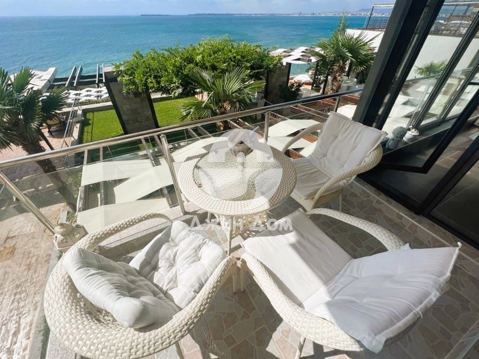 Двустаен апартамент с ПАНОРАМА МОРЕ в к-с Долче Вита 2, гр. Свети Влас - 0