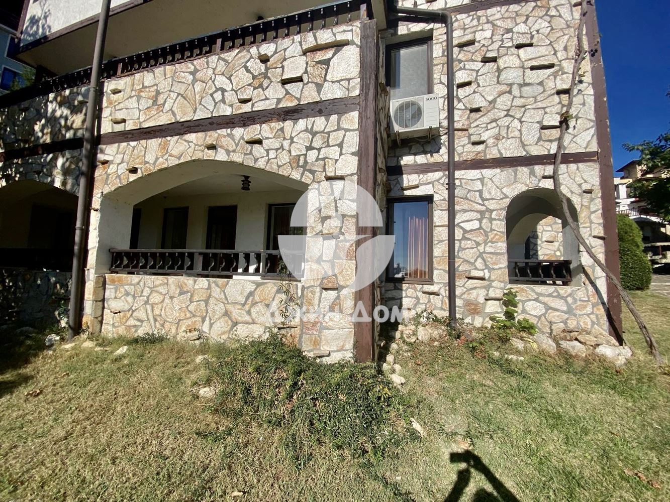 Двустаен апартамент с ЧАСТИЧНА ГЛЕДКА МОРЕ в к-с „Етъра 2“, Свети Влас - 0