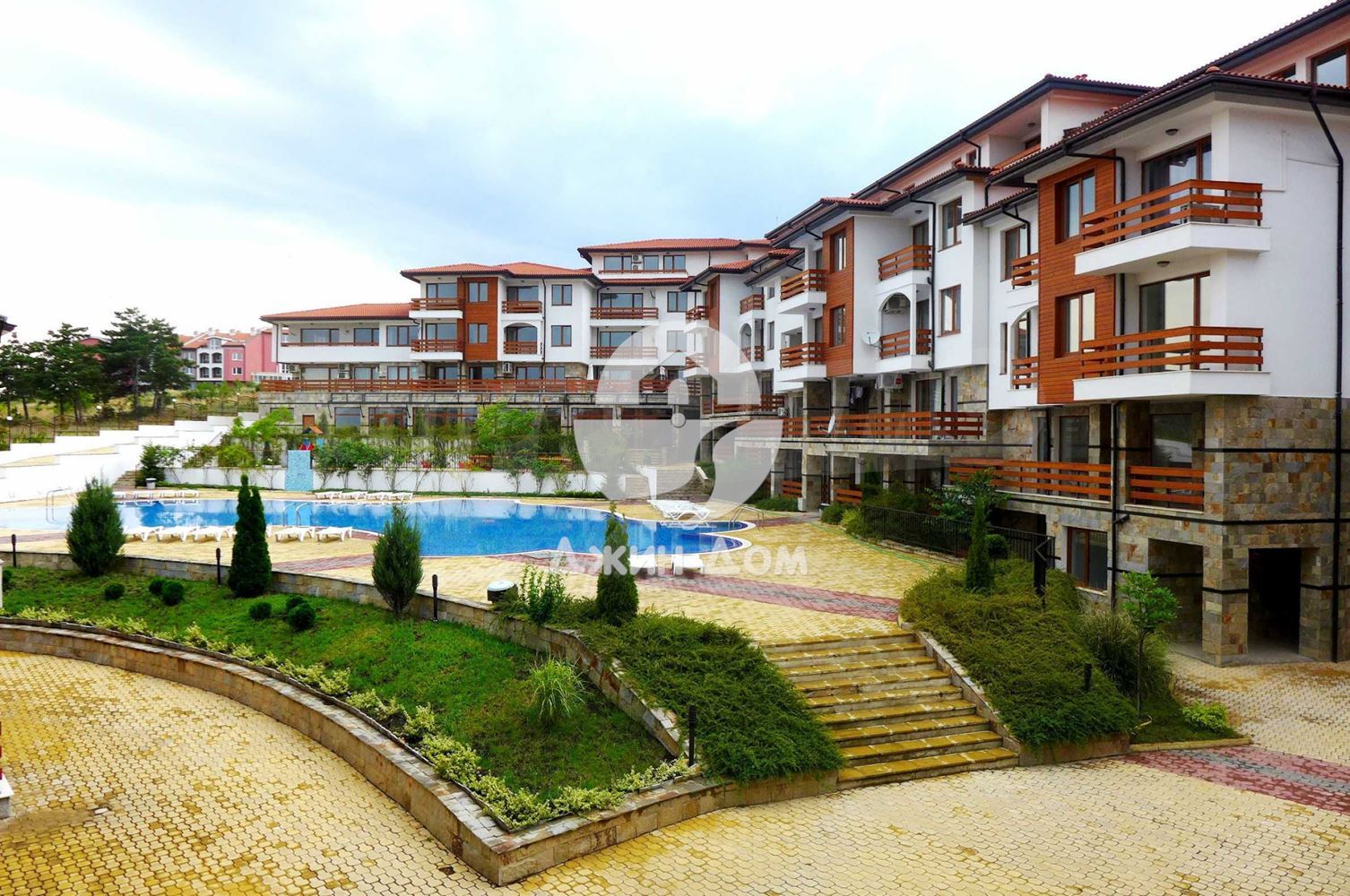 Просторен едностаен апартамент в к-с „Гардения Хилс“, с. Кошарица - 0