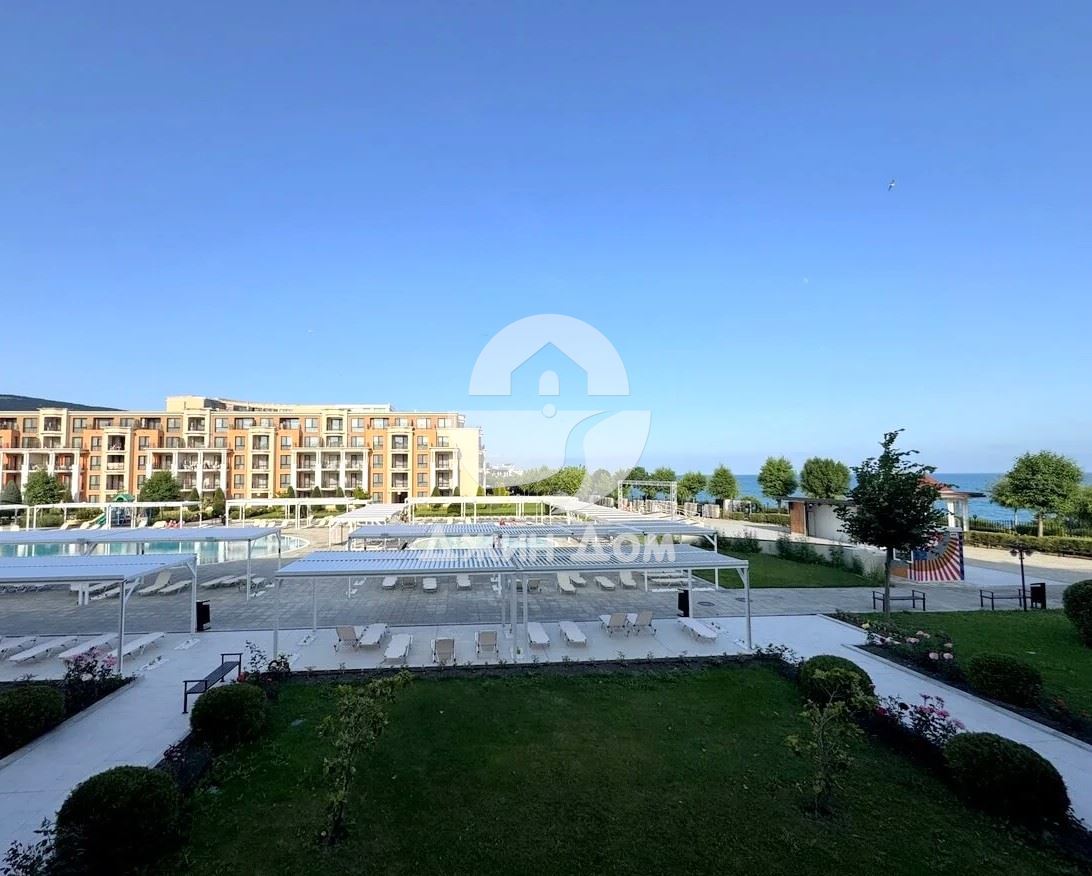 Едностаен апартамент с ПАНОРАМА МОРЕ в к-с Премиер Форт Бийч, Св. Влас - 0