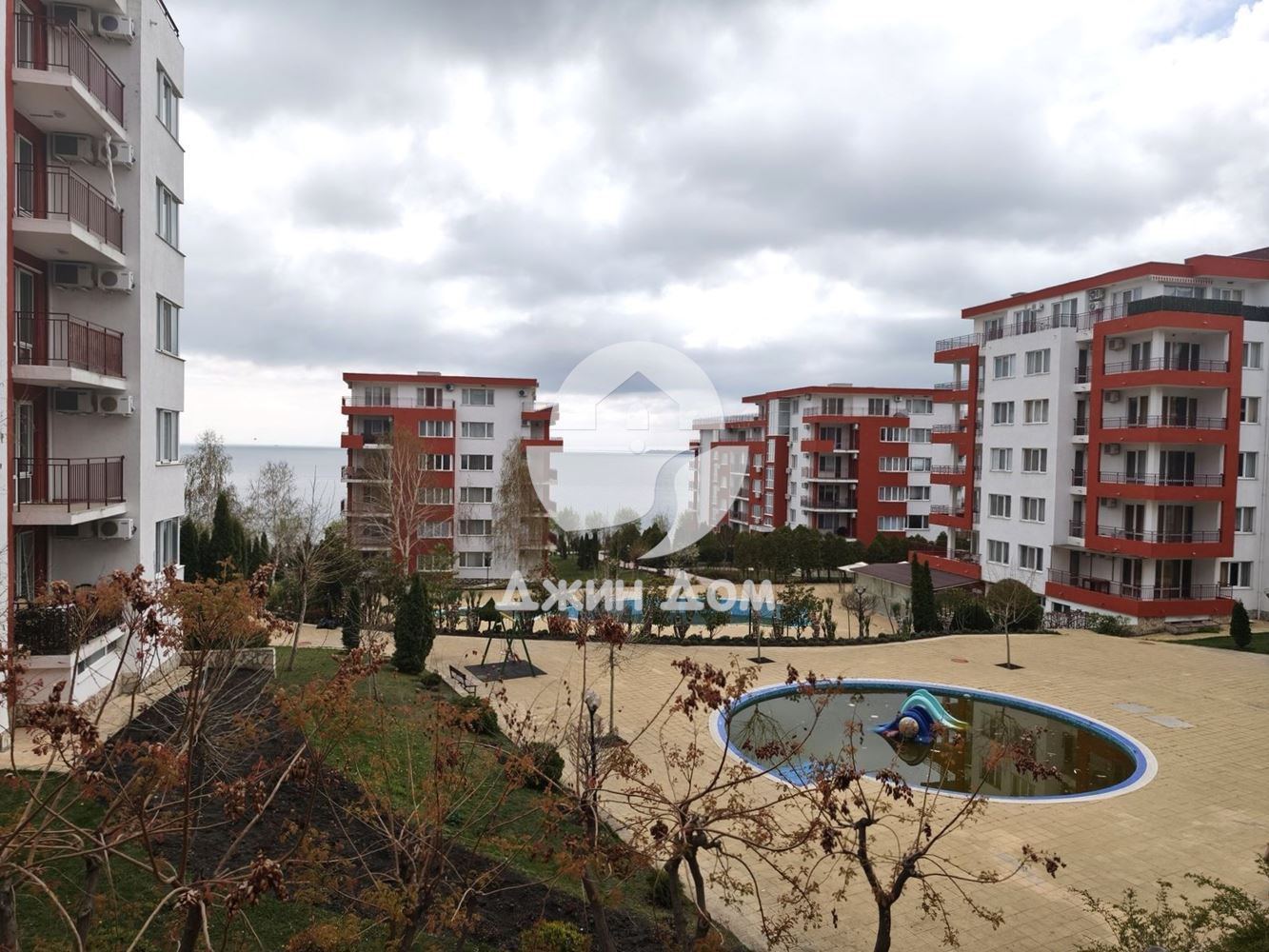 Тристаен с ГЛЕДКА МОРЕ в к-с „Марина Вю Форт Бийч“, к.к. Елените - 0