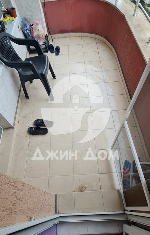 Двустаен апартамент в жилищна сграда с НИСКА ТАКСА, гр. Бургас - 0