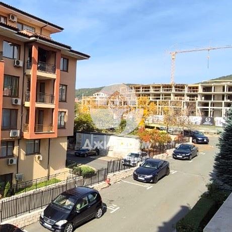 Апартамент с ЧАСТИЧНА ГЛЕДКА МОРЕ И ПЛАНИНА във Вила Флоренция,Св.Влас - 0