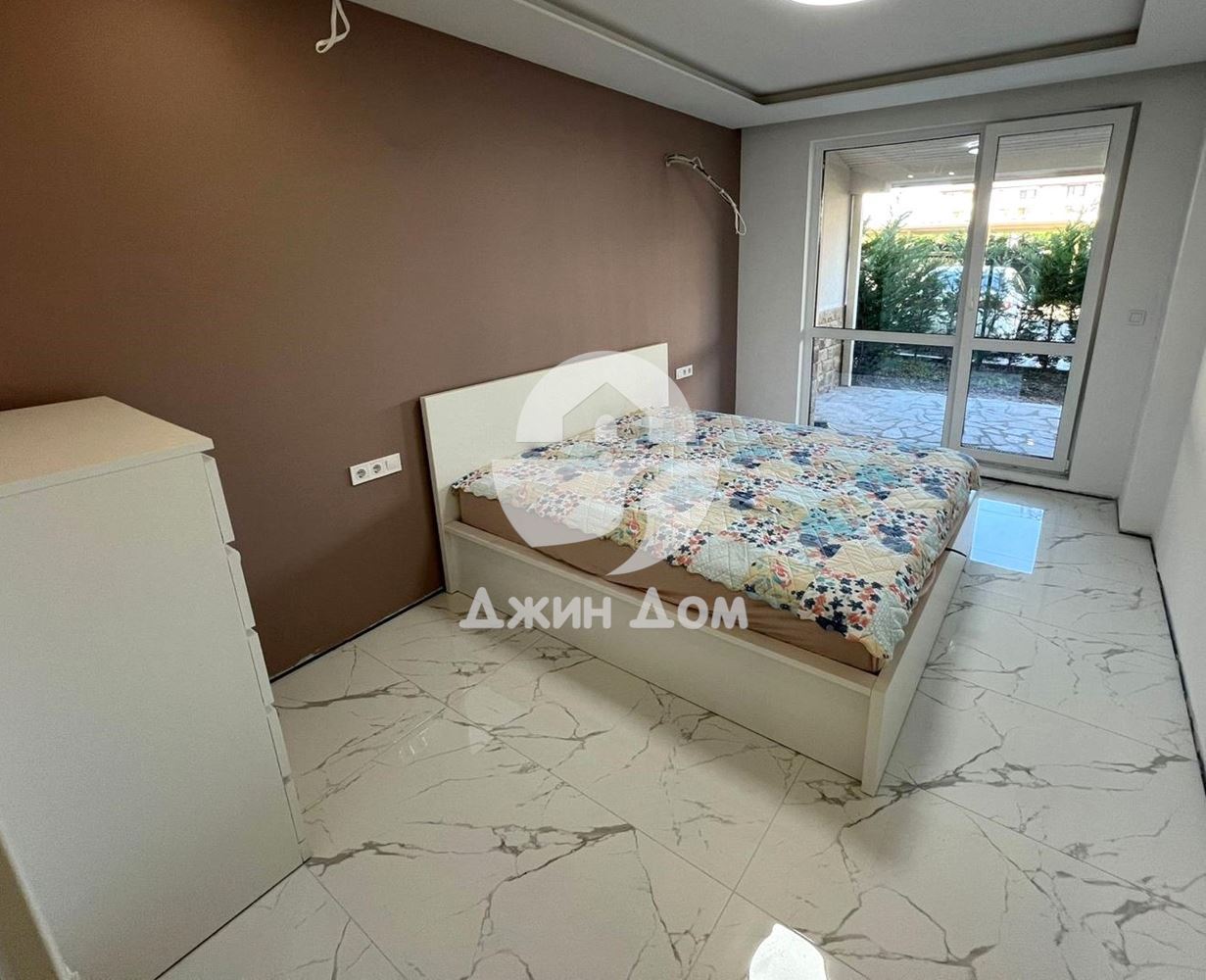 Двустаен апартамент с ДВОР в к-с „Бей Вю Фемили 2“, кв. Сарафово - 0