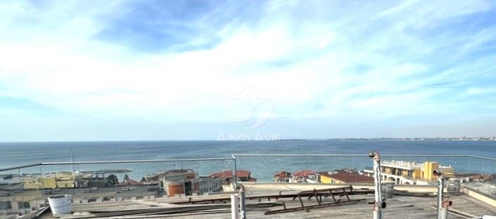 Многостаен апартамент с ПАНОРАМА МОРЕ в к-с Вила Калабрия, Свети Влас - 0