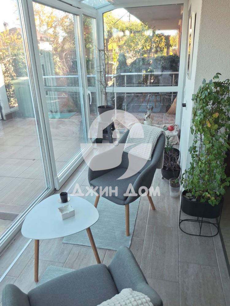 Двуетажен таунхаус с двор в с. Порой, гр. Бургас - 0