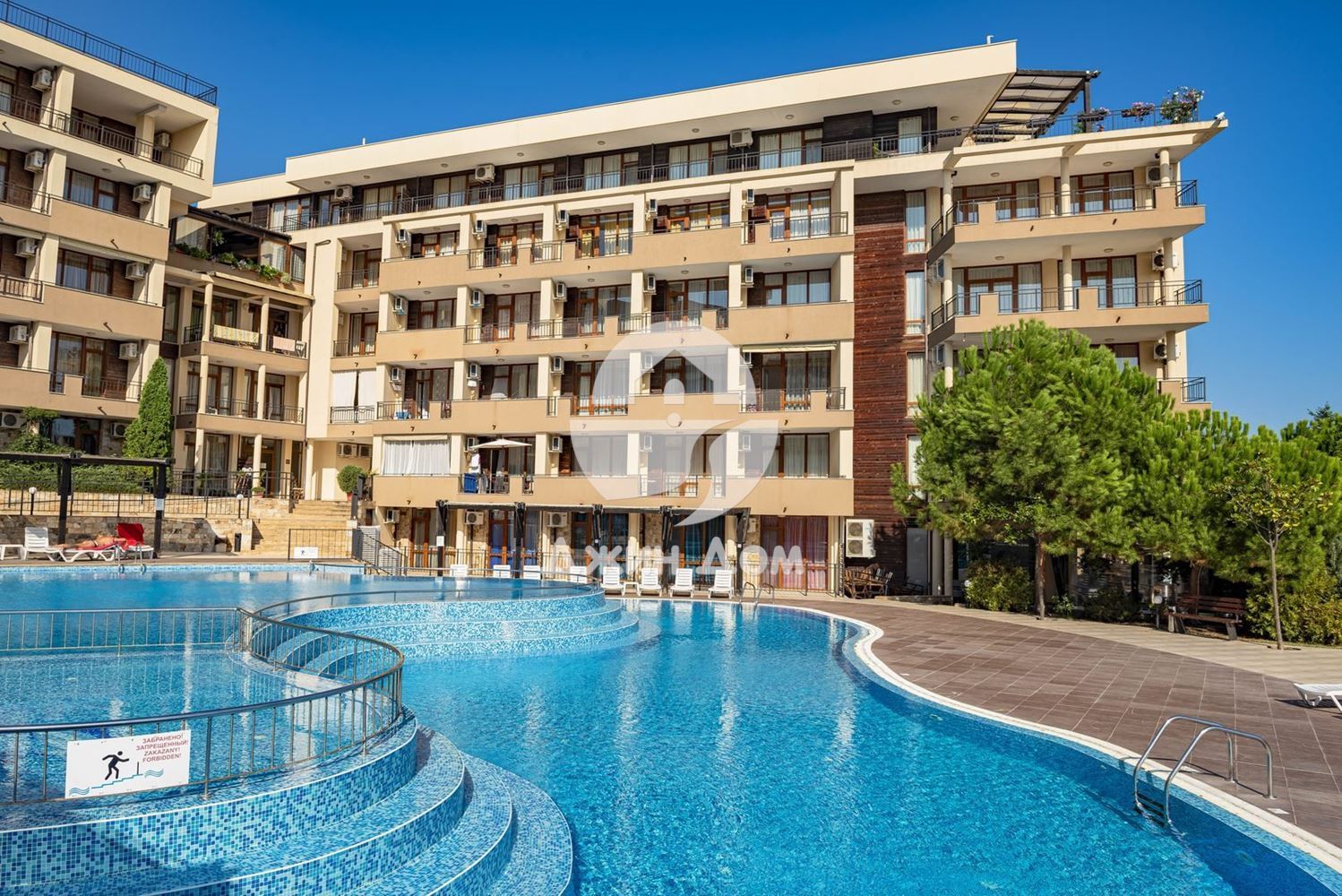 Апартамент с ГЛЕДКА МОРЕ и ПЛАНИНА в к-с Луксор, Свети Влас - 0