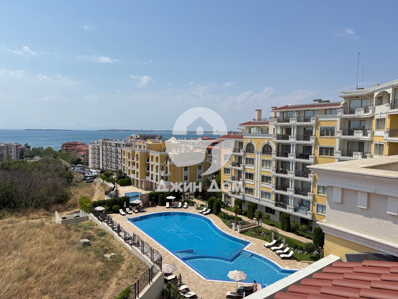 Тристаен мезонет с ПАНОРАМА МОРЕ в к-с Вила Флоренция, гр. Св. Влас - 0