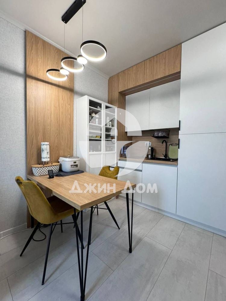 Стилен тристаен апартамент в к-с „Доменико“, к.к. Слънчев бряг - 0