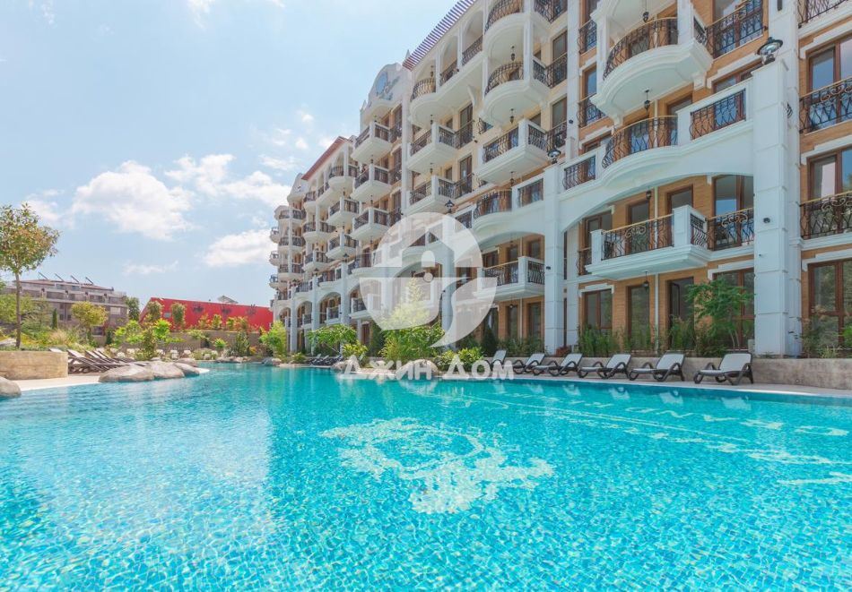 Стилен тристаен апартамент в к-с Хармони Сюитс 11, к.к. Слънчев Бряг - 0