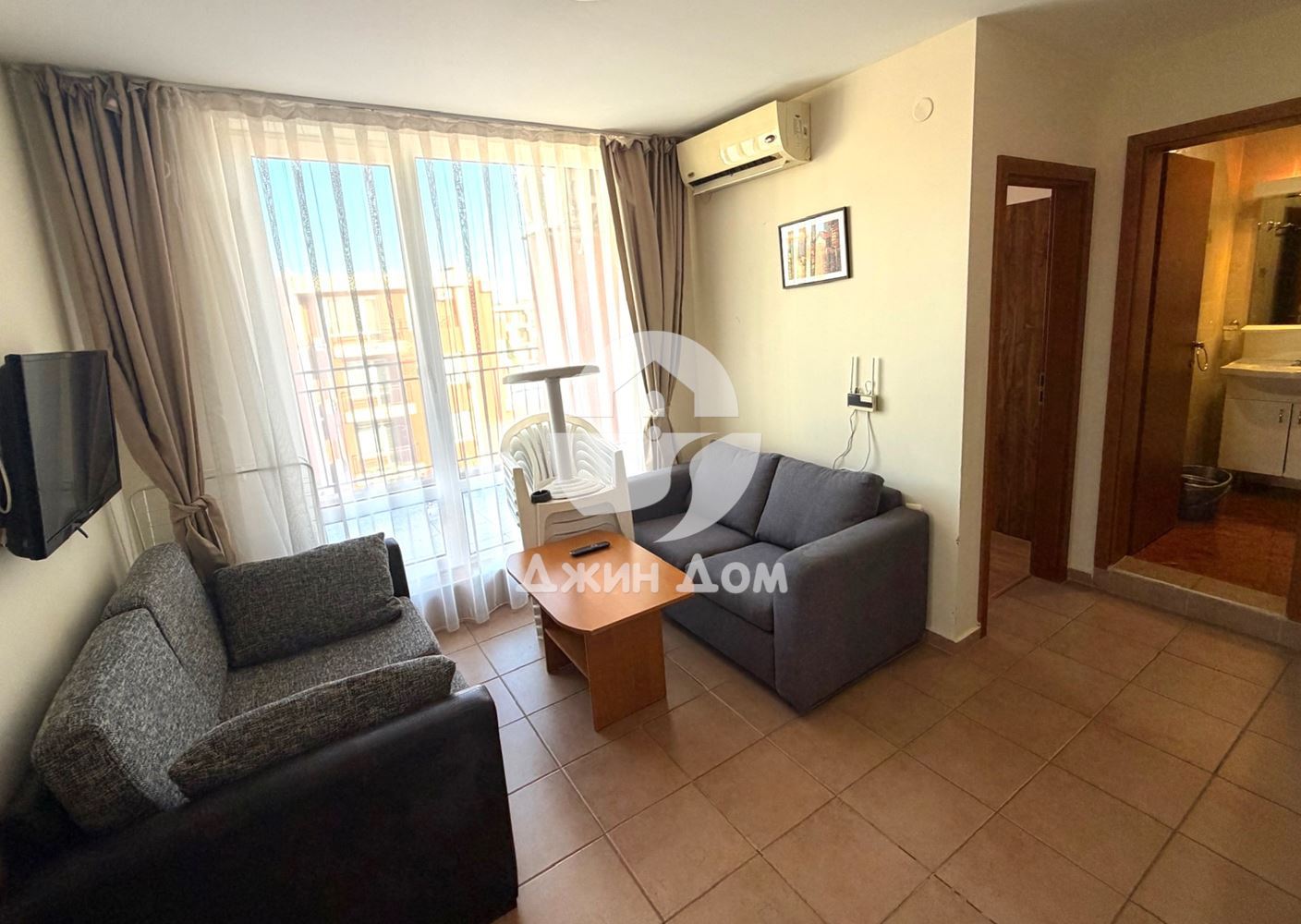 Тристаен апартамент в к-с „Холидей Форт Голф Клуб“, к.к. Слънчев бряг - 0