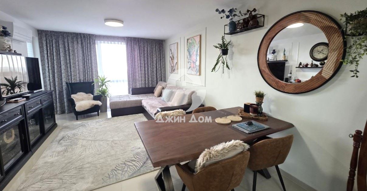 Тристаен апартамент с ПАНОРАМА МОРЕ в к-с „Бътерфлай“, гр. Свети Влас - 0