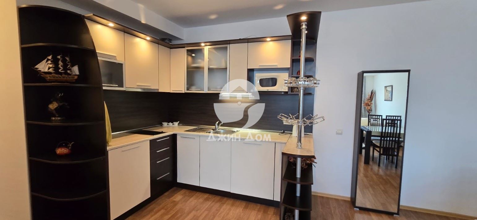 Просторен тристаен апартамент с ГЛЕДКА МОРЕ в к-с Винеярдс, гр. Ахелой - 0