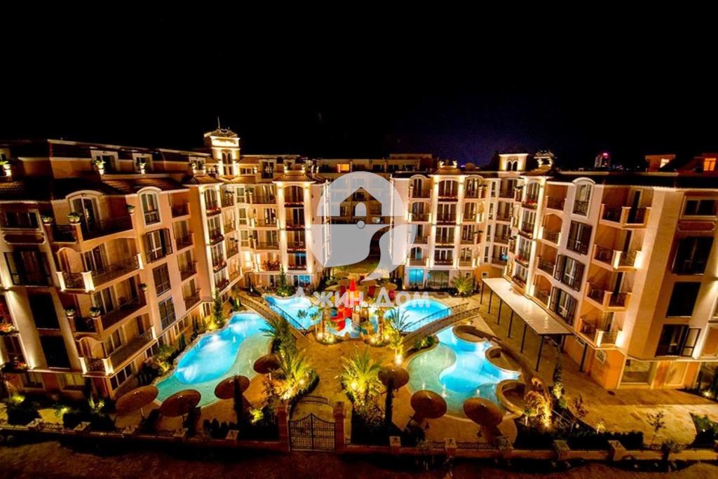 Просторен тристаен апартамент в к-с „Романс Марин”, к.к. Слънчев бряг - 0