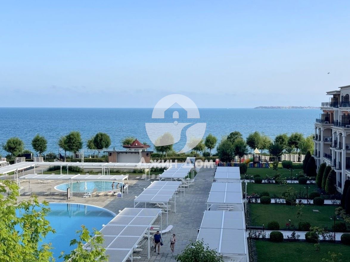 Едностаен апартамент с ПАНОРАМА МОРЕ в к-с Премиер Форт Бийч, Св. Влас - 0