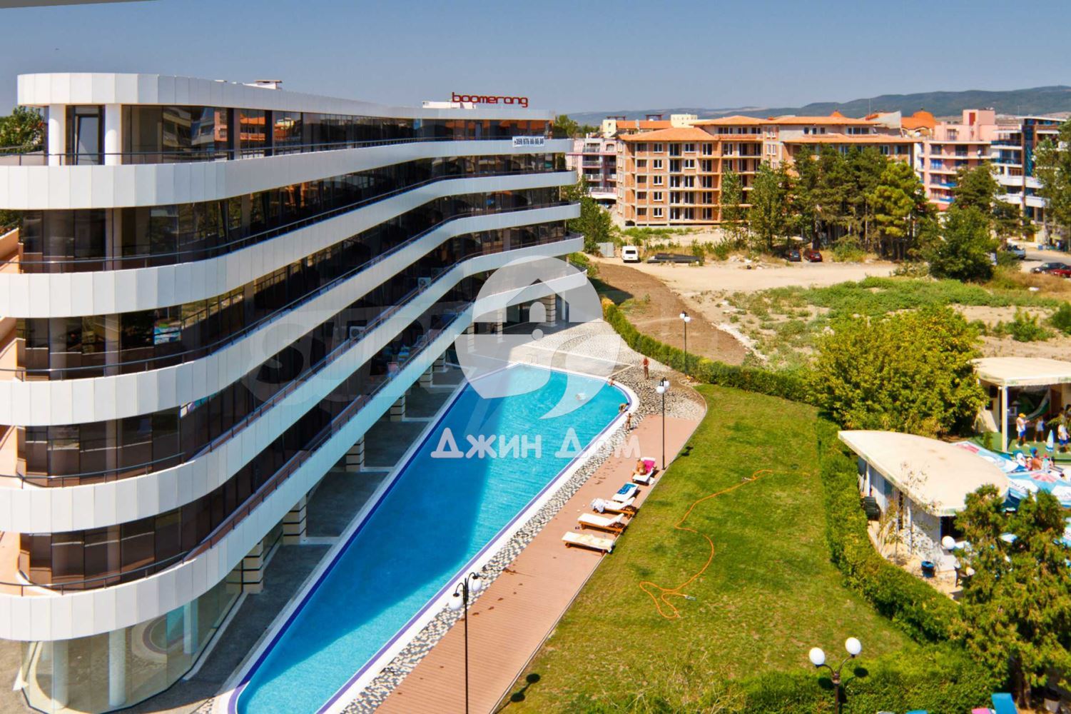 Двустаен апартамент в к-с „Бумеранг Резиденс“, к.к. Слънчев бряг - 0