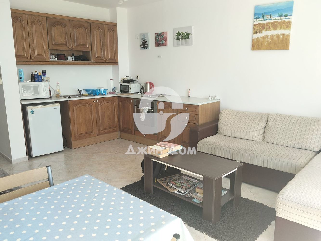 Просторен двустаен апартамент в к-с Сънсет Кошарица, с. Кошарица - 0