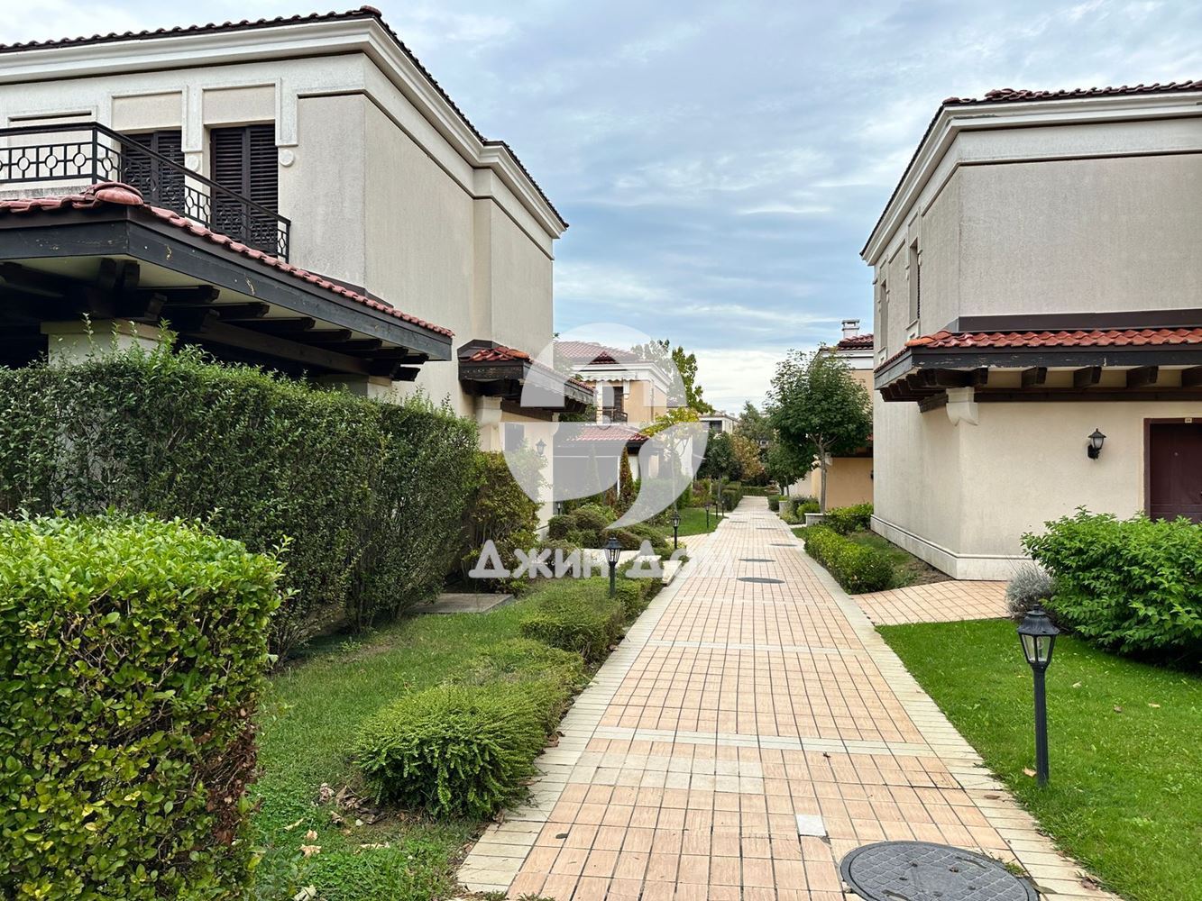 Просторен двустаен апартамент в к-с “Грийн Лайф Бийч Резорт”, Созопол - 0