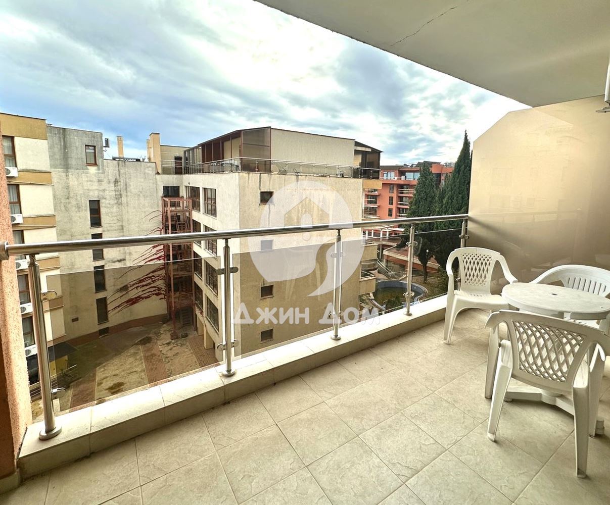 Едностаен апартамент с НИСКА ТАКСА в к-с „Виго“, гр. Несебър - 0