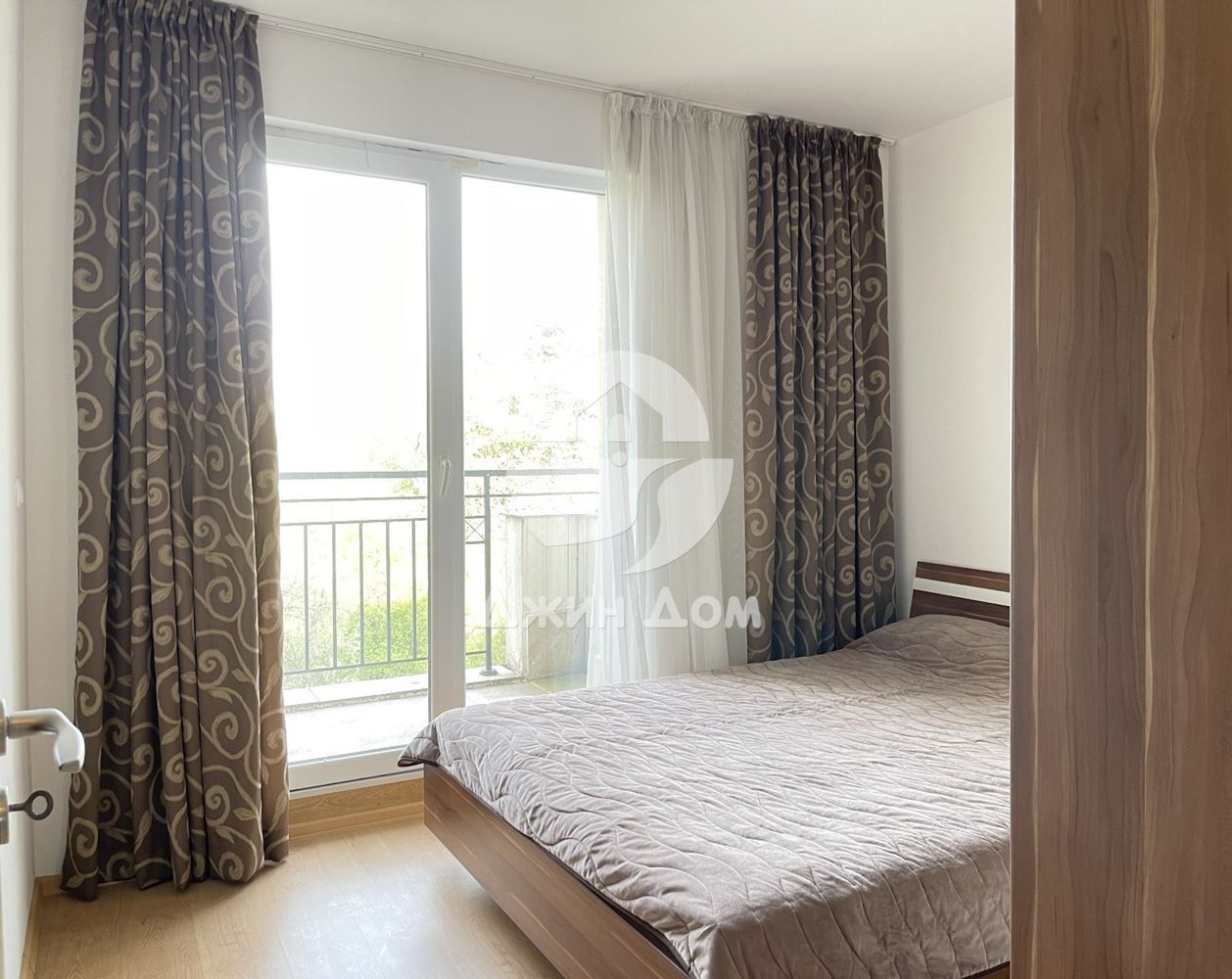 Двустаен апартамент в жилищна сграда БЕЗ ТАКСА, с. Равда - 0