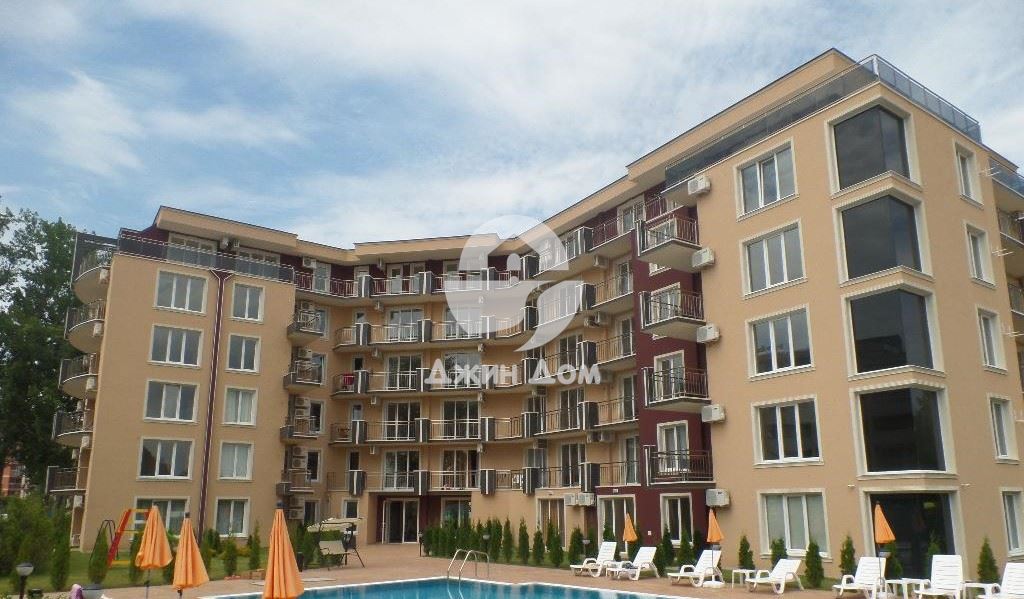 Просторен едностаен апартамент в к-с „Вип Вижън“, к.к. Слънчев бряг - 0