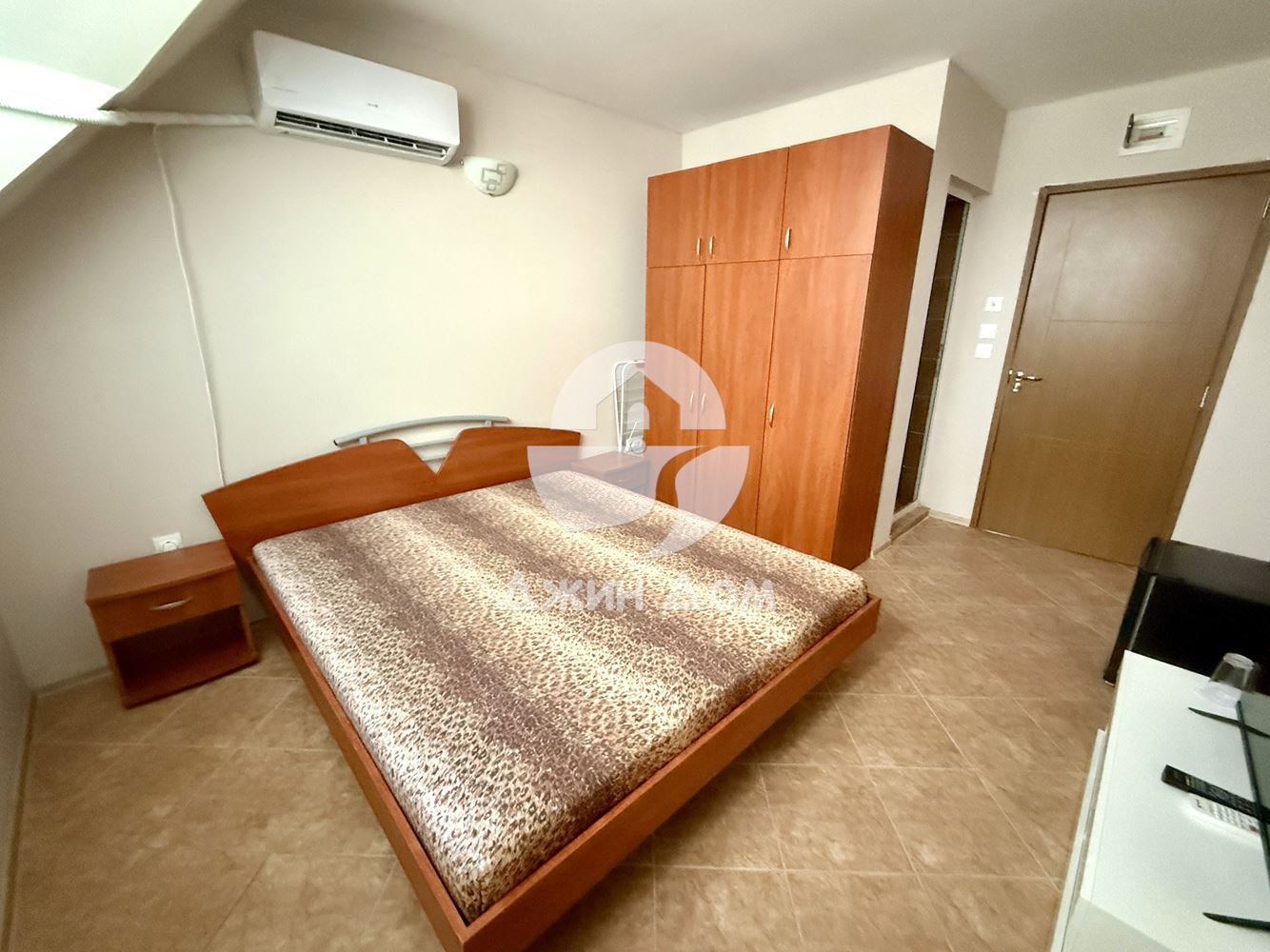 Едностаен апартамент в жилищна сграда с ГЛЕДКА МОРЕ, с. Равда - 0