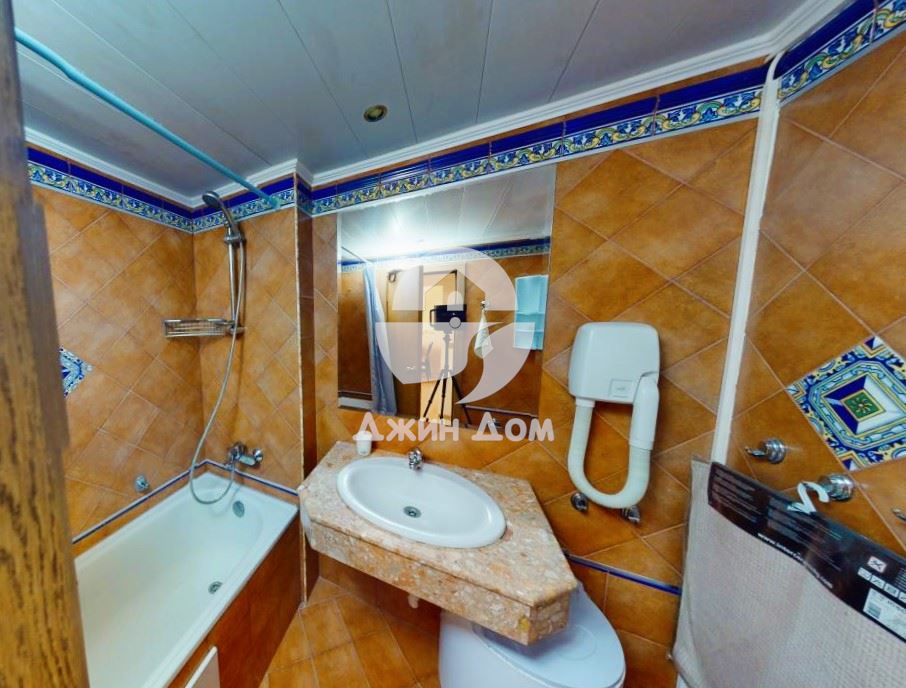 Просторен тристаен апартамент с ПАНОРАМА МОРЕ в Атриум Бийч, Елените - 0