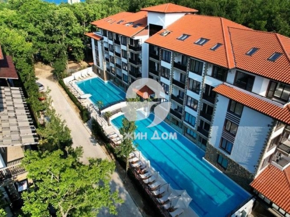 Двустайни апартаменти в к-с „Грийн Парадайз 4“, гр. Приморско - 0