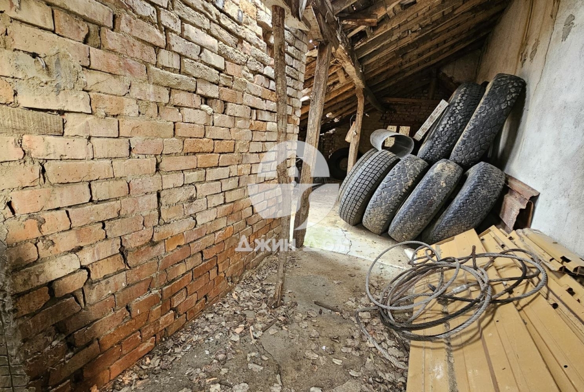 Едноетажна къща в с. Гюльовца, обл. Бургас - 0