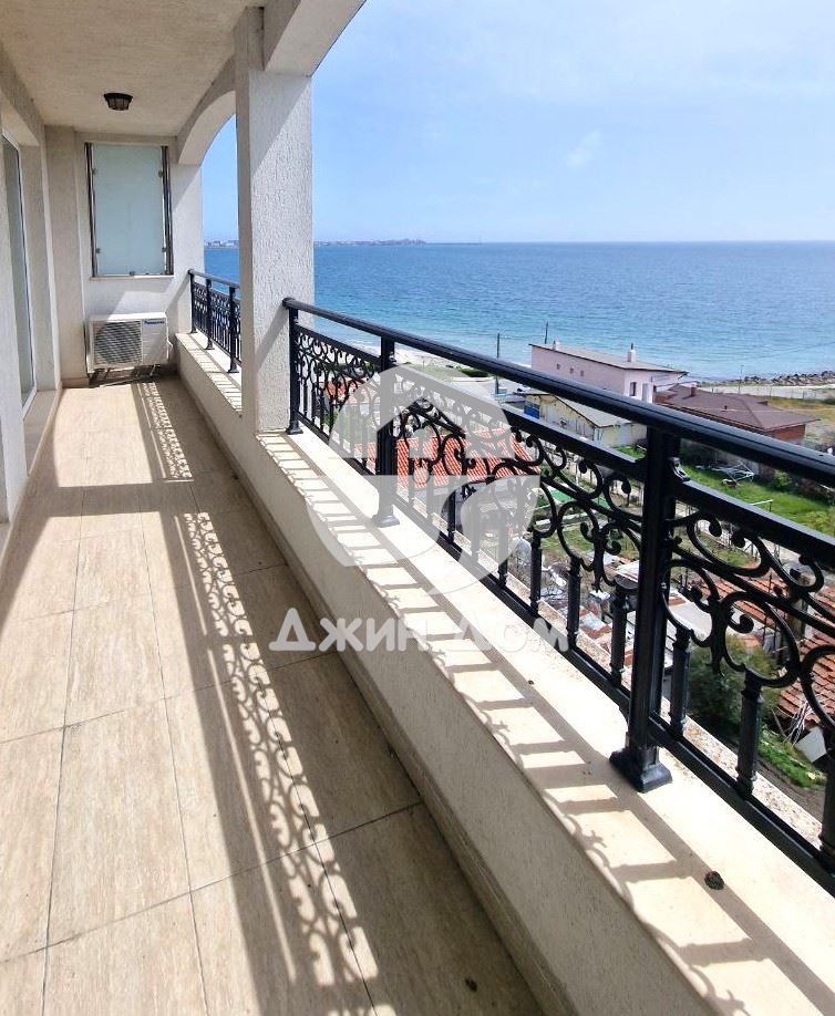 Просторен едностаен с ПАНОРАМА МОРЕ в к-с „Пенелопа Палас“, гр.Поморие - 0