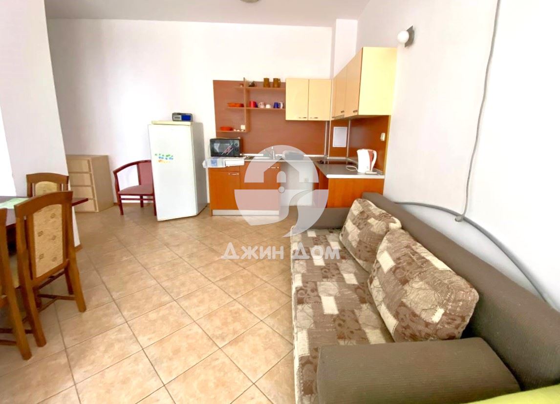 Просторен тристаен апартамент в к-с „Гранд Камелия“, к.к. Слънчев бряг - 0