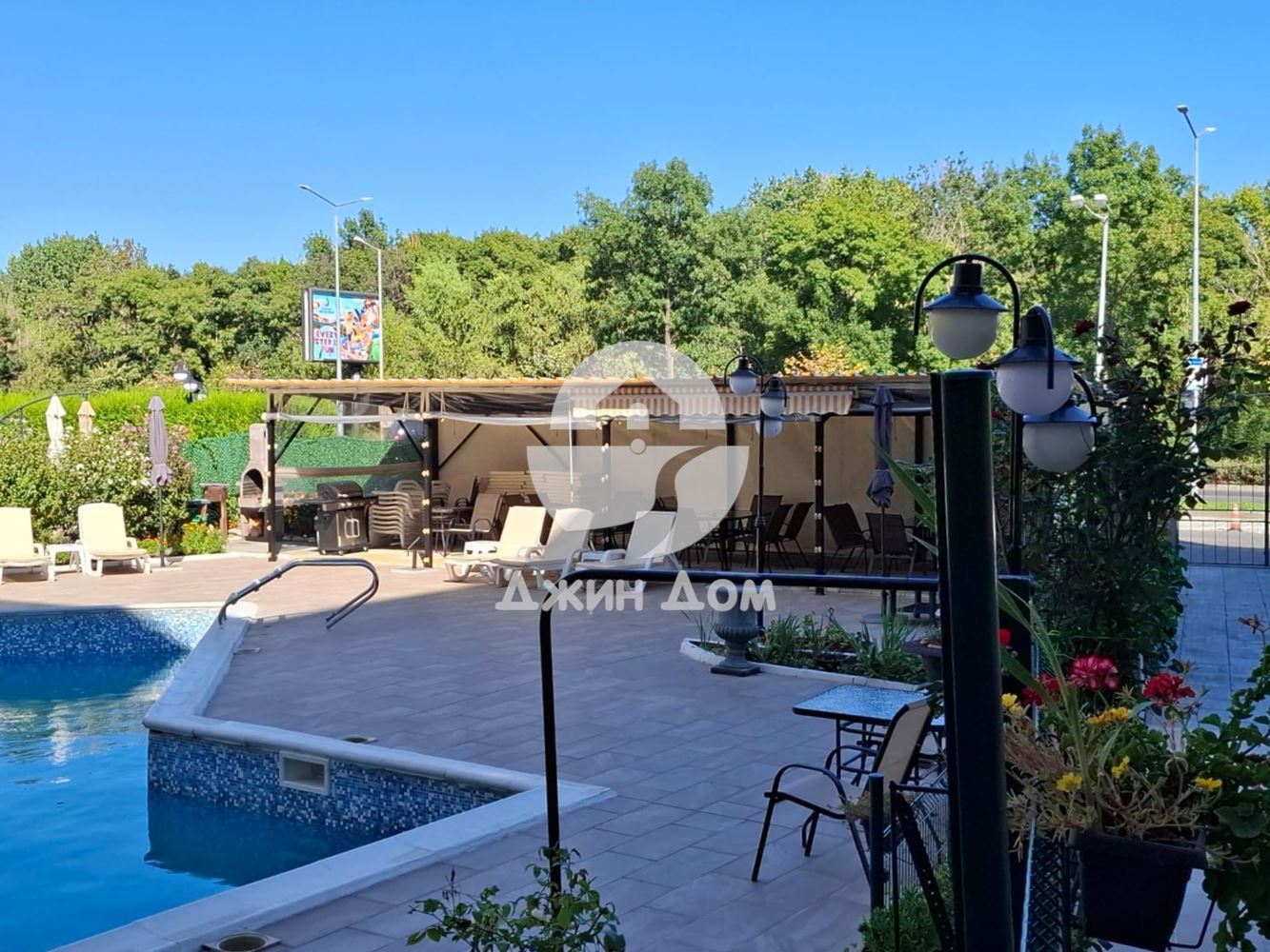 Двустаен апартамент с ГЛЕДКА МОРЕ в к-с „Бриз“, гр. Свети Влас - 0