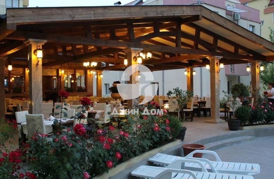 Обзаведен двустаен апартамент в к-с „Сияна“, гр. Свети Влас - 0