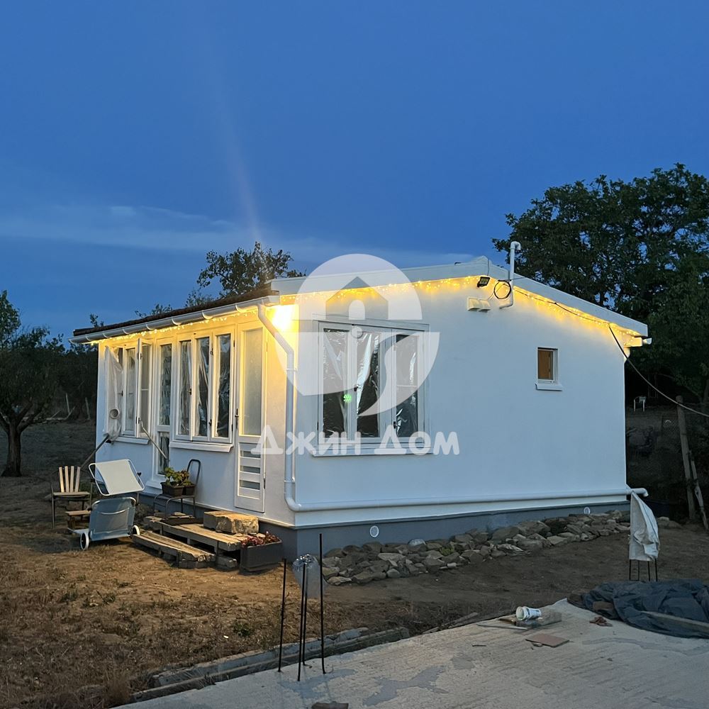 Едноетажна къща в с. Порой, обл. Бургас - 0