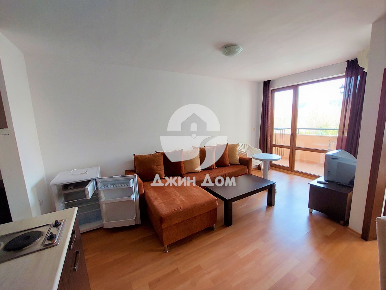 Просторни обзаведени двустайни апартаменти в к-с Хепи, Слънчев бряг - 0