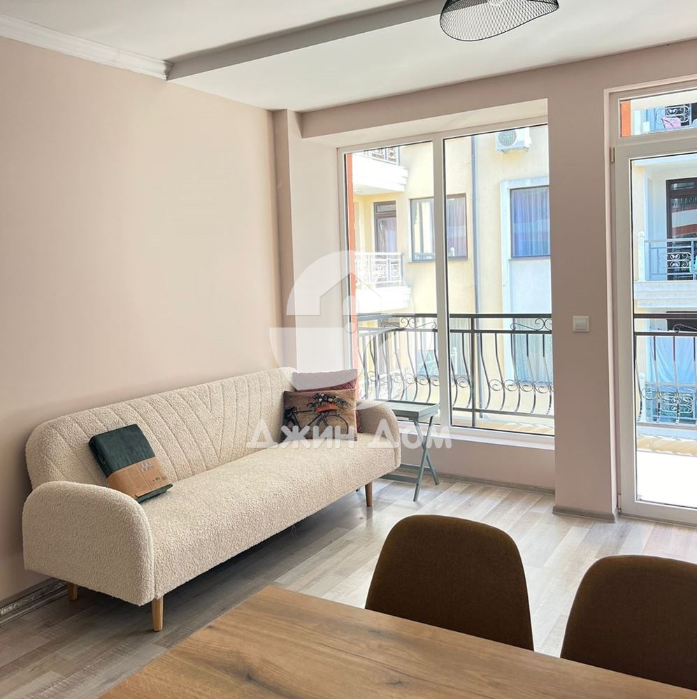 Просторен двустаен апартамент БЕЗ ТАКСА в к-с „Вила Венеция“, Св. Влас - 0