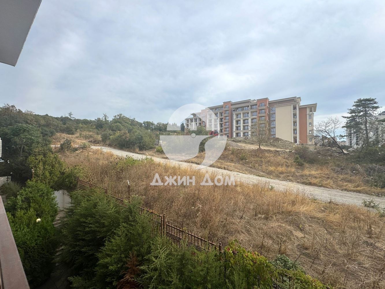 Просторен двустаен апартамент в к-с „Хоризонт“, к.к. Слънчев бряг - 0