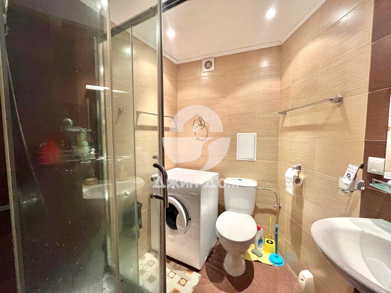 Просторен двустаен апартамент в к-с „Съни Бийч Плаза“, Слънчев бряг - 0